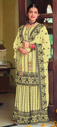 Yellow color Salwar Kameez in Faux Georgette fabric with Embroidered, Resham, Thread work
