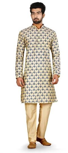 White and Off White color Kurta Pyjamas in Blended Cotton fabric with Printed work