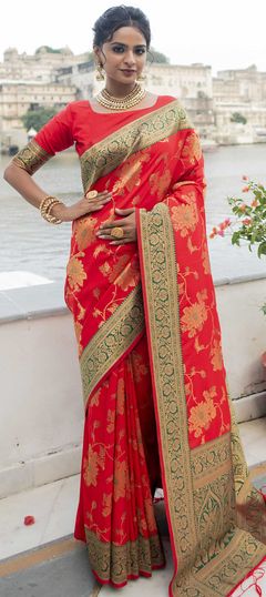 Red and Maroon color Saree in Banarasi Silk, Silk fabric with Weaving work