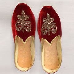 Red and Maroon color Mojari in Velvet fabric with Stone work