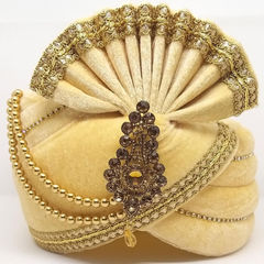 Beige and Brown color Turban in Velvet fabric with Broches, Lace, Thread work : 1775498