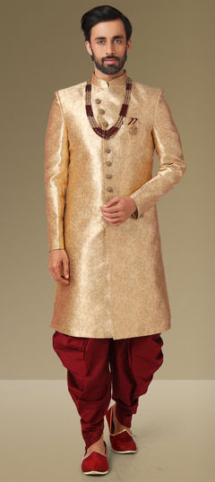 Gold color IndoWestern Dress in Jacquard fabric with Broches, Weaving work