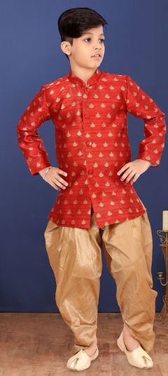 Red and Maroon color Boys Indo-Western in Jacquard fabric with Weaving work : 1777309