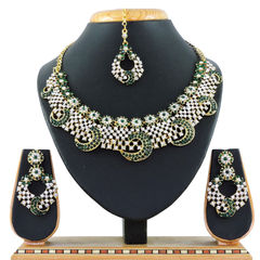 Green color Necklace in Metal Alloy studded with CZ Diamond & Gold Rodium Polish : 1777812