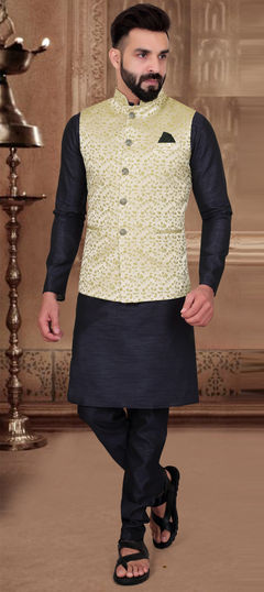 Blue color Kurta Pyjama with Jacket in Silk fabric with Weaving work : 1781797