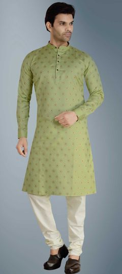 Green color Kurta Pyjamas in Linen fabric with Printed work