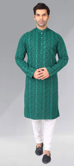 Green color Kurta Pyjamas in Cotton fabric with Embroidered, Resham, Thread work