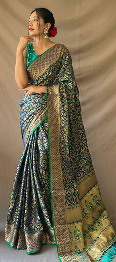 Blue color Saree in Patola Silk, Silk fabric with Printed, Weaving work