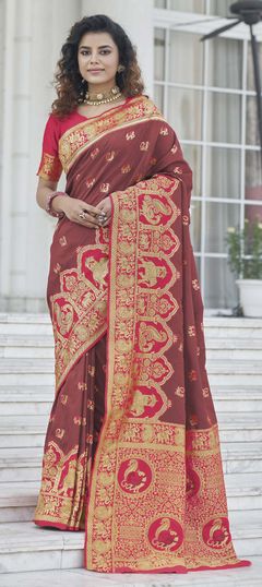 Beige and Brown color Saree in Banarasi Silk, Silk fabric with Weaving, Zari work