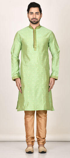 Green color Kurta Pyjamas in Cotton fabric with Printed work : 1790614