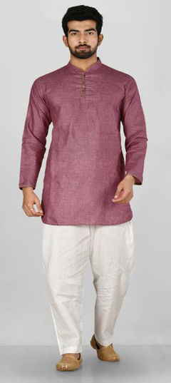 Purple and Violet color Kurta Pyjamas in Cotton fabric with Thread work : 1791605