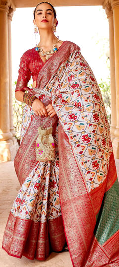 White and Off White color Saree in Patola Silk, Silk fabric with Weaving work