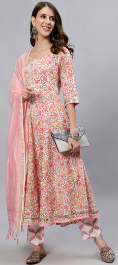 Multicolor color Salwar Kameez in Cotton fabric with Floral, Gota Patti, Printed work