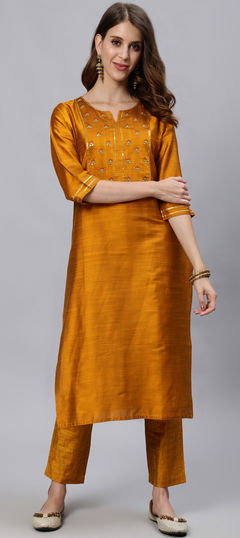 Casual Yellow color Tunic with Bottom in Blended fabric with Printed work : 1799111