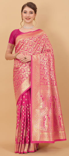 Pink and Majenta color Saree in Kanchipuram Silk, Silk fabric with Weaving work