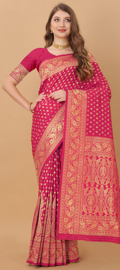 Pink and Majenta color Saree in Kanchipuram Silk, Silk fabric with Weaving work