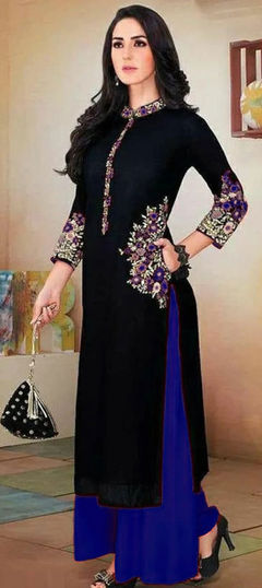 Casual Black and Grey color Tunic with Bottom in Rayon fabric with Embroidered work : 1801311