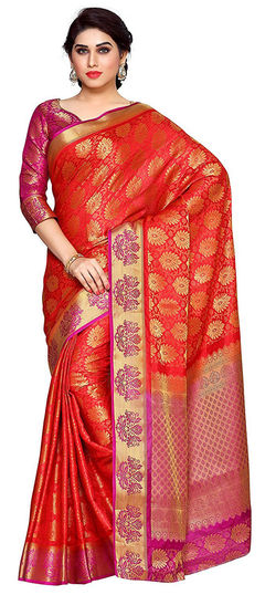 Red and Maroon color Saree in Kanchipuram Silk, Silk fabric with Weaving, Zari work