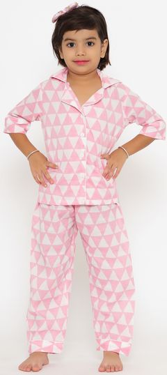 Pink and Majenta color Girls Night Suit in Cotton fabric with Printed work : 1805036