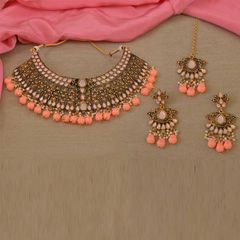Gold Rodium Polish Pink and Majenta, White and Off White color Necklace in Brass studded with Beads, Cubic Zirconia, Pearl