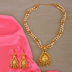 Gold Rodium Polish White and Off White color Pendant in Brass studded with Cubic Zirconia, Kundan