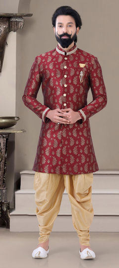 Red and Maroon color IndoWestern Dress in Jacquard fabric with Broches, Weaving work