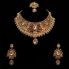 Beige and Brown color Necklace in Metal Alloy studded with Austrian diamond, Kundan & Gold Rodium Polish : 1815198