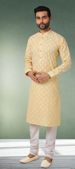 Yellow color Kurta Pyjamas in Cotton fabric with Printed work