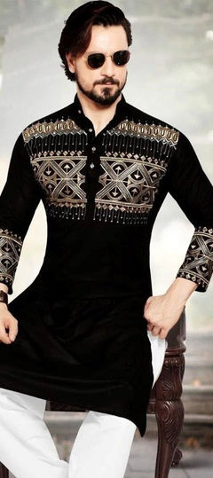 Black and Grey color Kurta in Blended Cotton fabric with Printed work