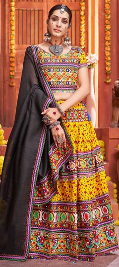 Yellow color Lehenga in Cotton fabric with Mirror, Printed work