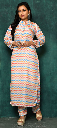 Party Wear Multicolor color Tunic with Bottom in Muslin fabric with Digital Print work : 1821348