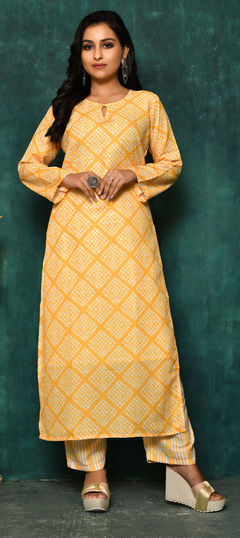 Party Wear Yellow color Tunic with Bottom in Muslin fabric with Digital Print work : 1821349