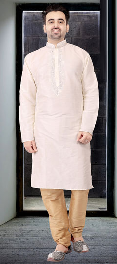 Pink and Majenta color Kurta Pyjamas in Art Silk fabric with Embroidered, Thread work