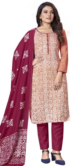 Pink and Majenta color Salwar Kameez in Cotton fabric with Printed work