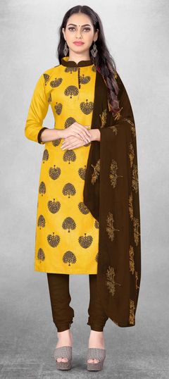 Yellow color Salwar Kameez in Cotton fabric with Printed work