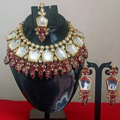 Gold Rodium Polish Red and Maroon color Necklace in Metal Alloy studded with Beads