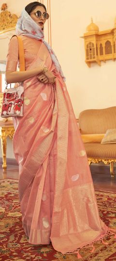 Pink and Majenta color Saree in Organza Silk, Silk fabric with Weaving work