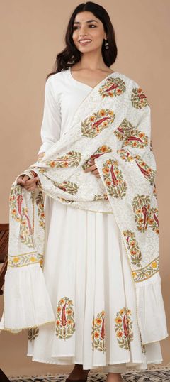 Designer, Festive, Party Wear White and Off White color Salwar Kameez in Cotton fabric with Anarkali Block Print work : 1838213