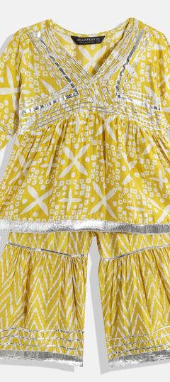 Yellow color Girls Top with Bottom in Cotton fabric with Gota Patti, Printed work