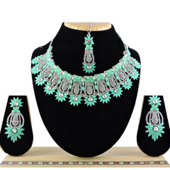 Silver Rodium Polish Green color Necklace in Metal Alloy studded with CZ Diamond
