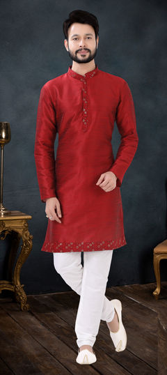 Red and Maroon color Kurta Pyjamas in Silk fabric with Patch work