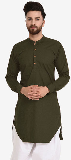 Green color Dhoti Kurta in Blended, Cotton fabric with Thread work