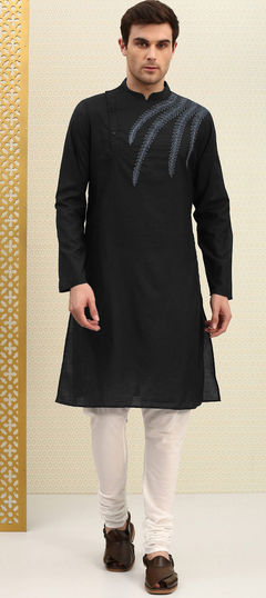 Black and Grey color Kurta Pyjamas in Cotton fabric with Embroidered, Thread work