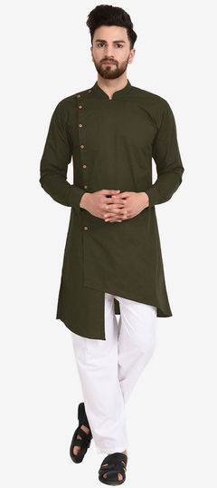 Green color Kurta Pyjamas in Cotton fabric with Thread work