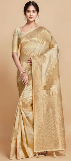 Beige and Brown color Saree in Linen fabric with Weaving work