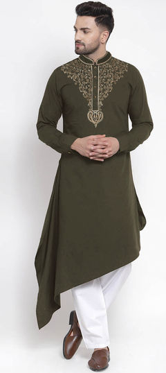 Green color Kurta Pyjamas in Blended, Cotton fabric with Embroidered work