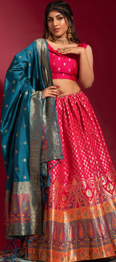 Festive, Traditional Pink and Majenta color Lehenga in Banarasi Silk fabric with A Line Weaving work : 1851014