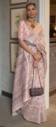 Pink and Majenta color Saree in Art Silk, Silk fabric with Weaving work