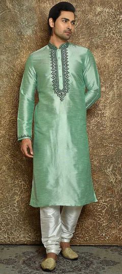 Green color Kurta Pyjamas in Art Dupion Silk fabric with Thread work : 1852741