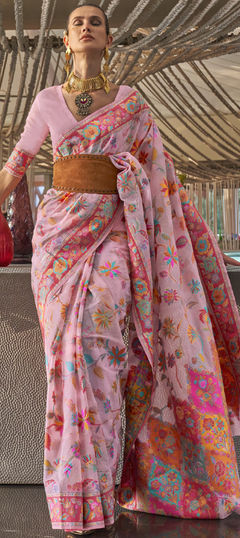 Pink and Majenta color Saree in Handloom fabric with Weaving work